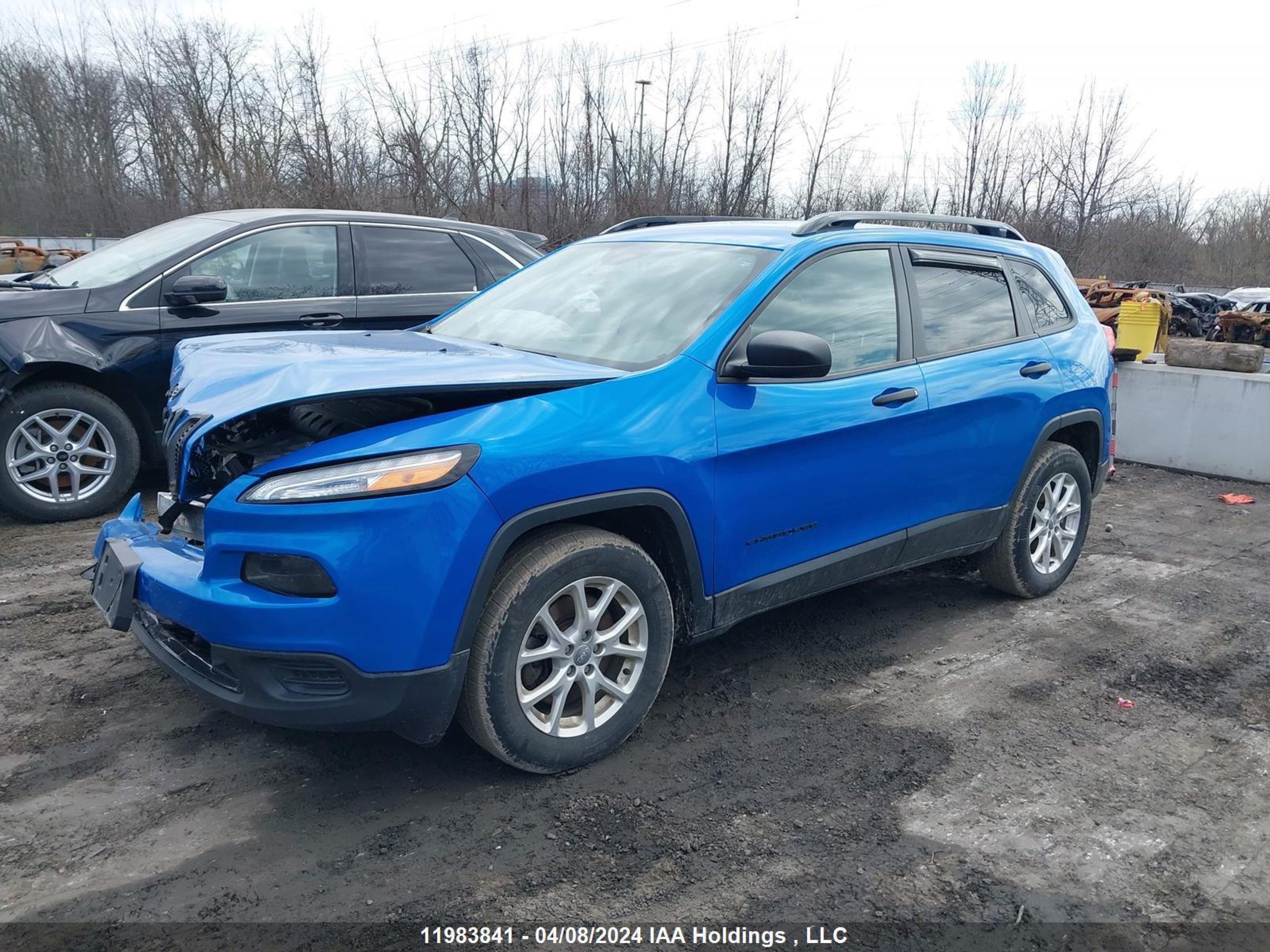 Photo 1 VIN: 1C4PJLAB8JD595204 - JEEP CHEROKEE 