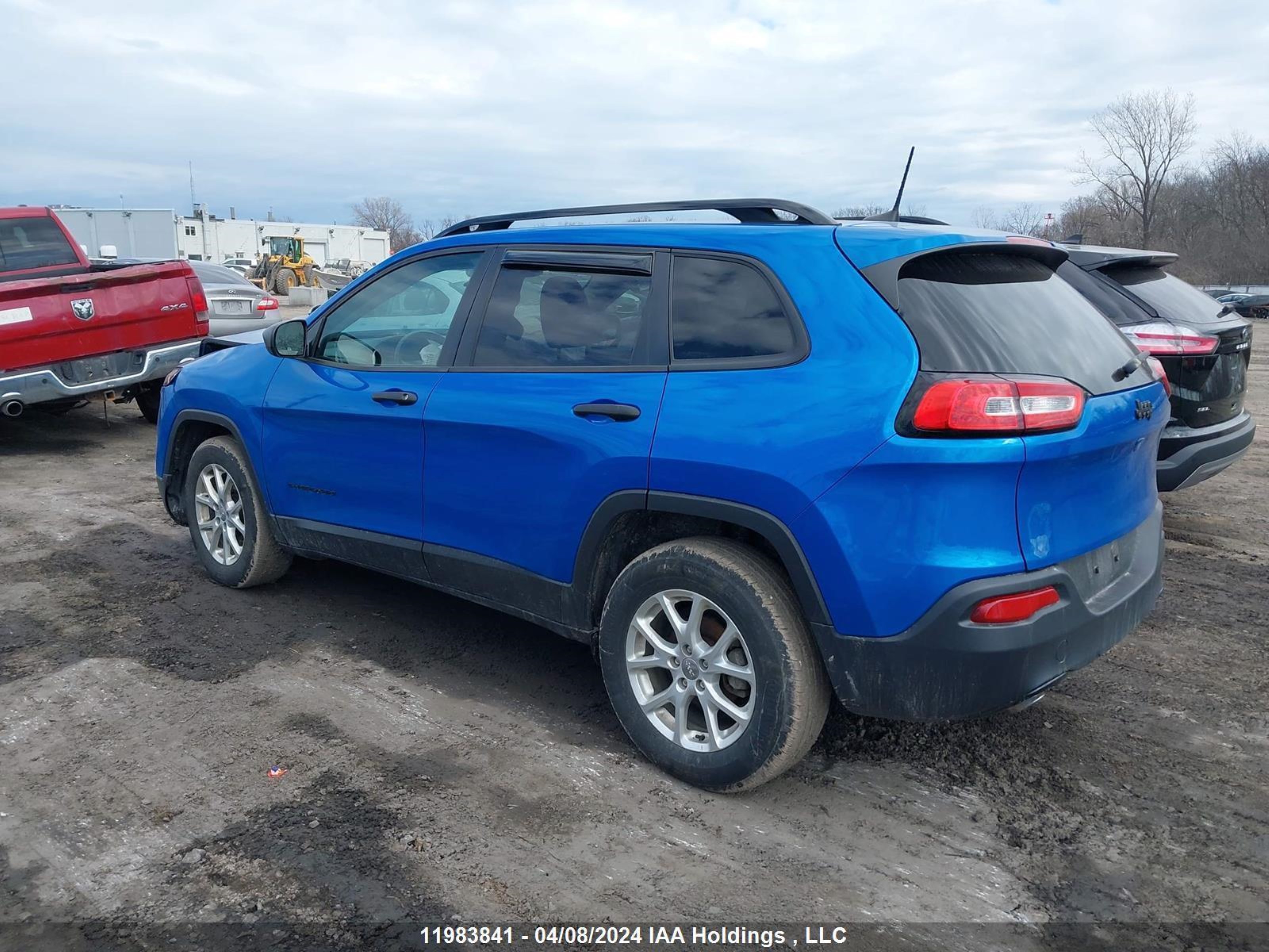 Photo 2 VIN: 1C4PJLAB8JD595204 - JEEP CHEROKEE 