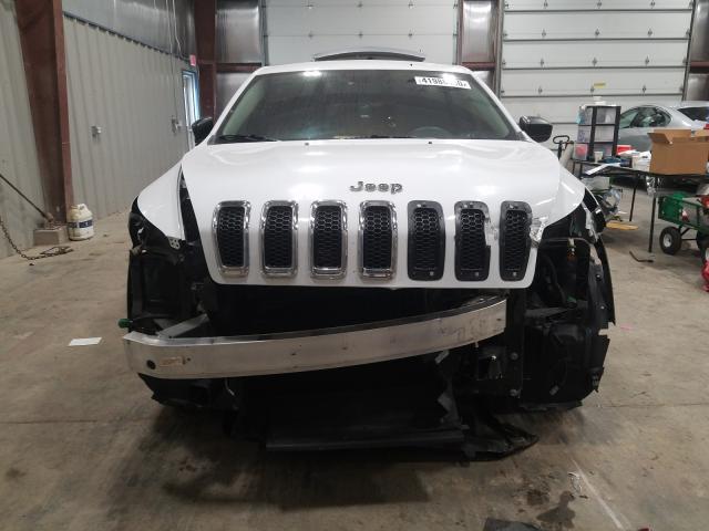 Photo 8 VIN: 1C4PJLAB9GW127592 - JEEP CHEROKEE S 