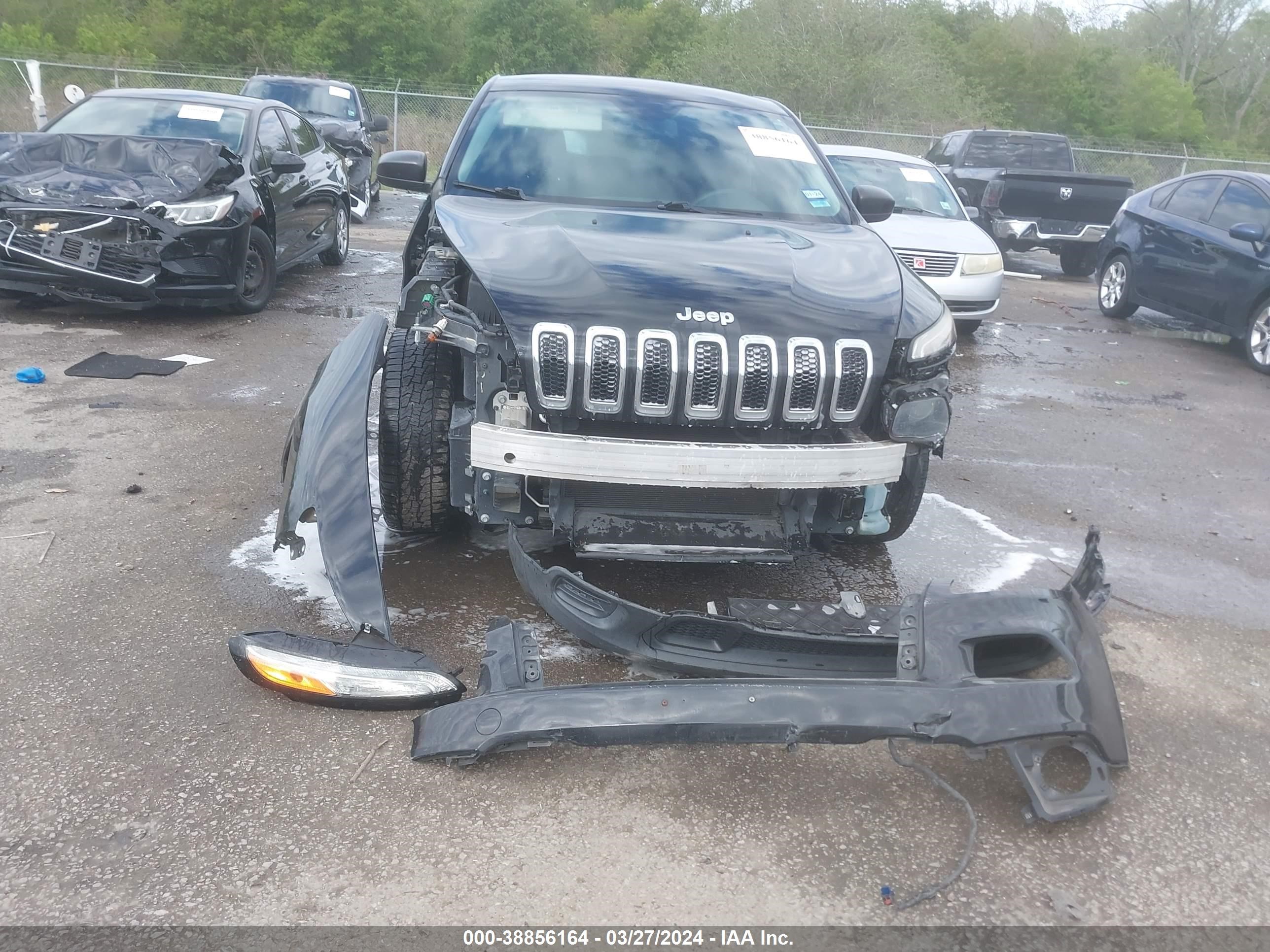 Photo 11 VIN: 1C4PJLABXEW112418 - JEEP CHEROKEE 