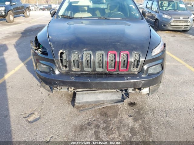 Photo 5 VIN: 1C4PJLABXFW597094 - JEEP CHEROKEE 