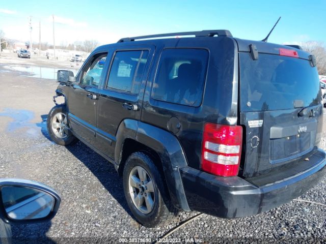 Photo 2 VIN: 1C4PJLAK0CW125790 - JEEP LIBERTY 