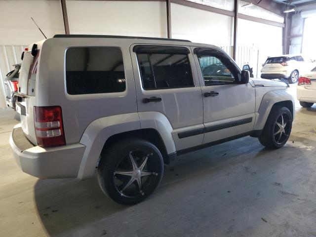 Photo 2 VIN: 1C4PJLAK0CW126650 - JEEP LIBERTY 