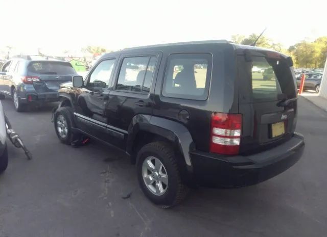 Photo 2 VIN: 1C4PJLAK0CW160152 - JEEP LIBERTY 