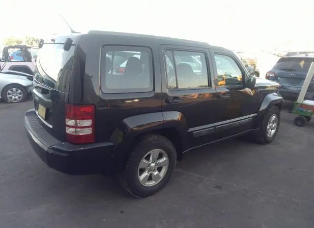 Photo 3 VIN: 1C4PJLAK0CW160152 - JEEP LIBERTY 