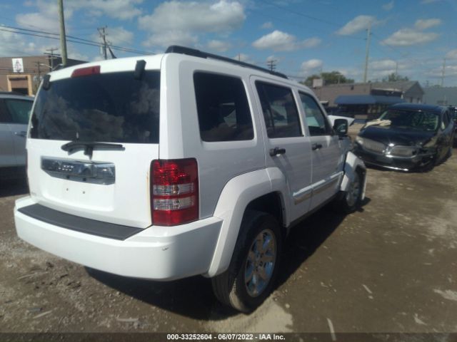 Photo 3 VIN: 1C4PJLAK0CW201802 - JEEP LIBERTY 