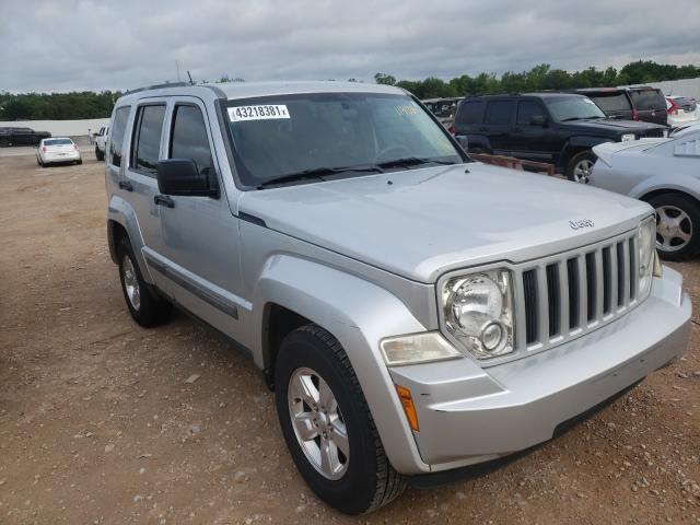 Photo 0 VIN: 1C4PJLAK1CW114006 - JEEP LIBERTY 