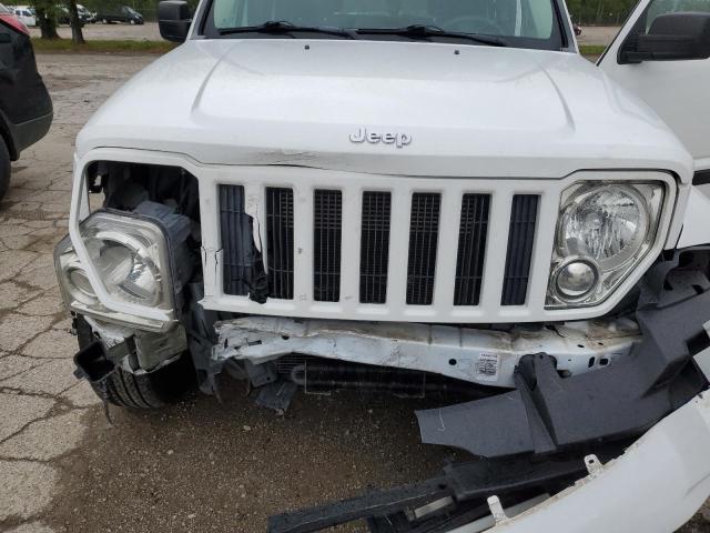 Photo 11 VIN: 1C4PJLAK1CW174741 - JEEP LIBERTY 