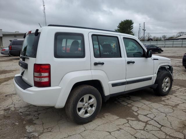 Photo 2 VIN: 1C4PJLAK1CW174741 - JEEP LIBERTY 