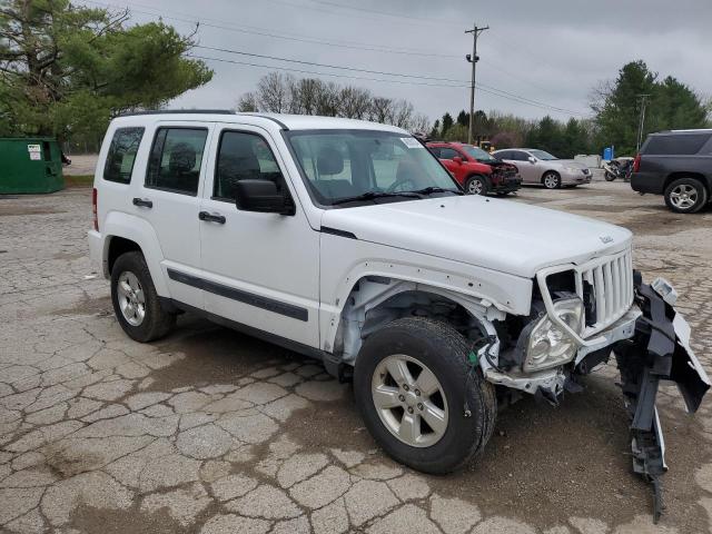 Photo 3 VIN: 1C4PJLAK1CW174741 - JEEP LIBERTY 