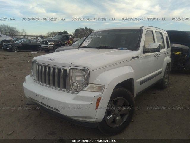 Photo 1 VIN: 1C4PJLAK2CW103824 - JEEP LIBERTY 