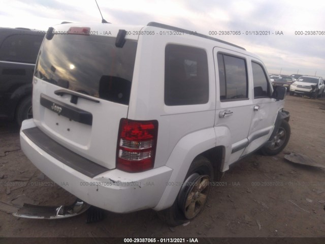 Photo 3 VIN: 1C4PJLAK2CW103824 - JEEP LIBERTY 