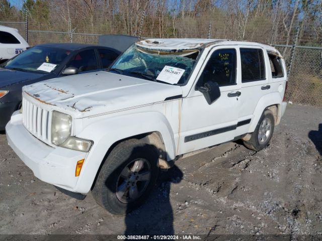 Photo 1 VIN: 1C4PJLAK2CW116718 - JEEP LIBERTY 