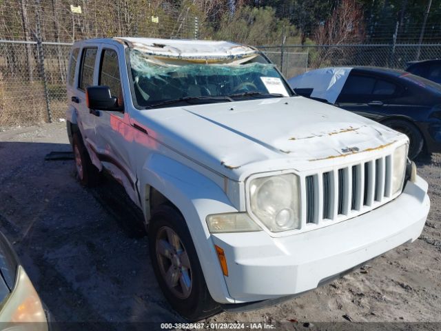 Photo 5 VIN: 1C4PJLAK2CW116718 - JEEP LIBERTY 