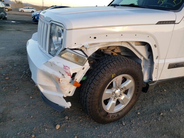 Photo 8 VIN: 1C4PJLAK2CW166325 - JEEP LIBERTY SP 