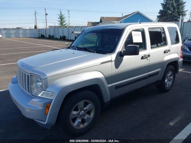 Photo 1 VIN: 1C4PJLAK2CW168785 - JEEP LIBERTY 