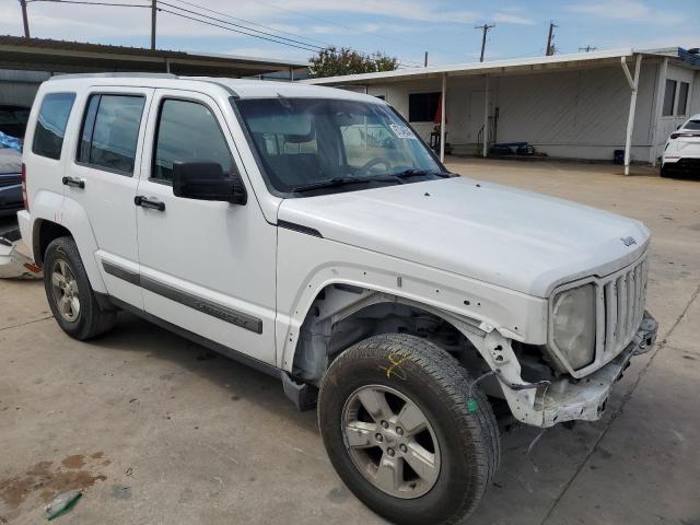 Photo 3 VIN: 1C4PJLAK3CW103735 - JEEP LIBERTY 