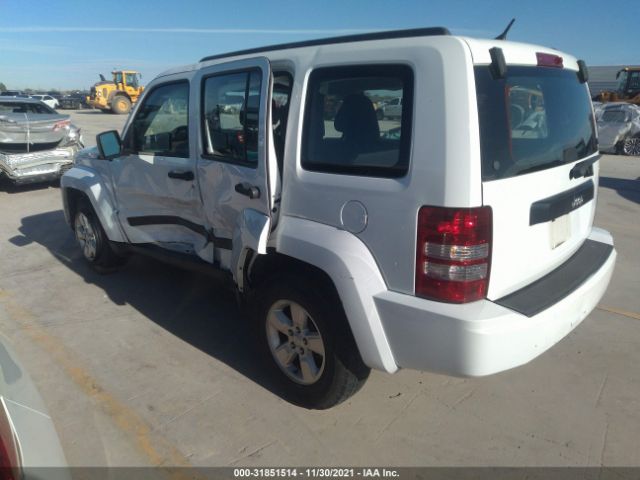 Photo 2 VIN: 1C4PJLAK3CW171484 - JEEP LIBERTY 