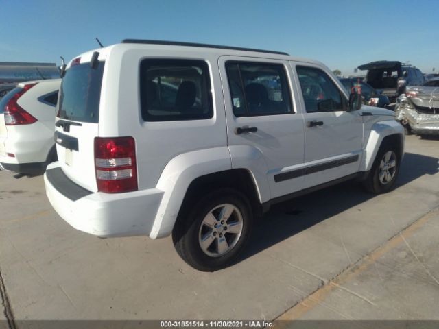 Photo 3 VIN: 1C4PJLAK3CW171484 - JEEP LIBERTY 