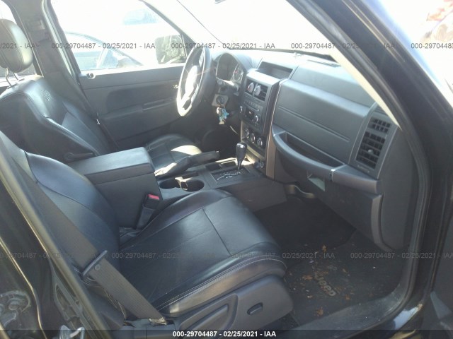 Photo 4 VIN: 1C4PJLAK3CW215838 - JEEP LIBERTY 