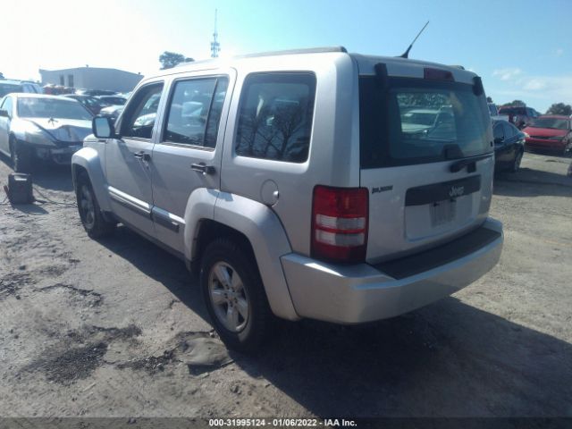 Photo 2 VIN: 1C4PJLAK5CW149020 - JEEP LIBERTY 