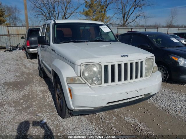 Photo 5 VIN: 1C4PJLAK5CW166674 - JEEP LIBERTY 