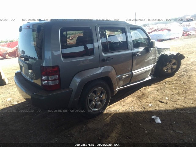 Photo 3 VIN: 1C4PJLAK6CW119265 - JEEP LIBERTY 