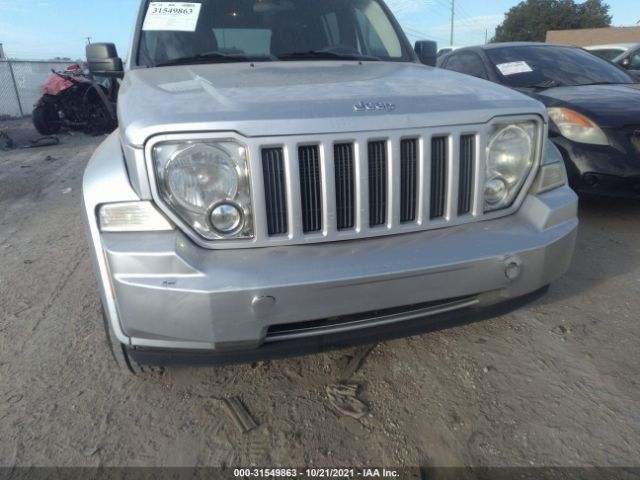 Photo 5 VIN: 1C4PJLAK6CW148877 - JEEP LIBERTY 