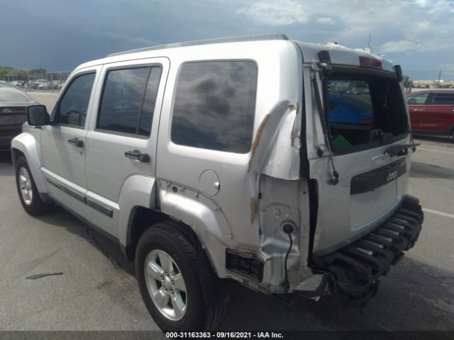 Photo 5 VIN: 1C4PJLAK6CW165954 - JEEP LIBERTY 