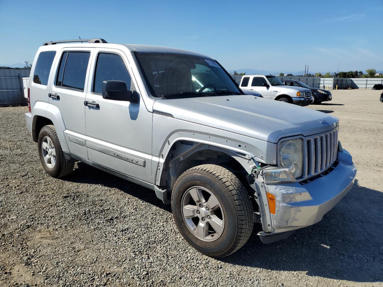 Photo 3 VIN: 1C4PJLAK7CW115760 - JEEP LIBERTY (NORTH AMERICA) 