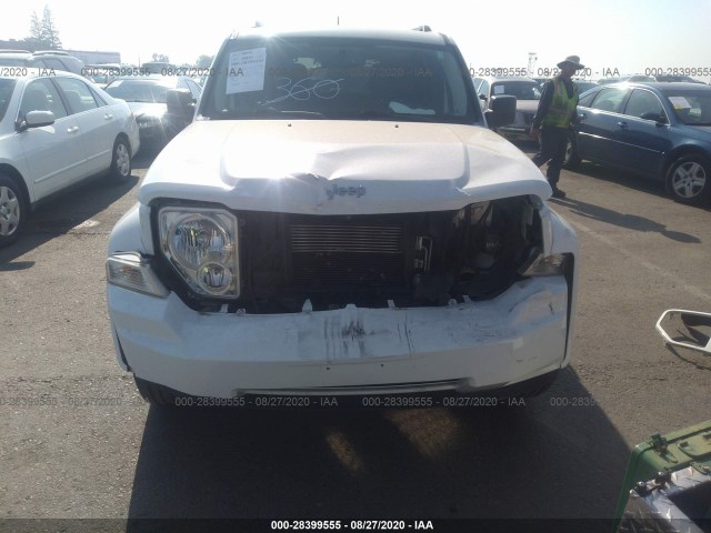 Photo 5 VIN: 1C4PJLAK7CW215955 - JEEP LIBERTY 