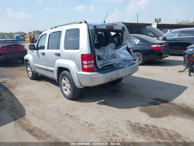 Photo 2 VIN: 1C4PJLAK9CW180187 - JEEP LIBERTY 