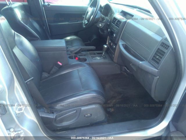 Photo 4 VIN: 1C4PJLAK9CW180853 - JEEP LIBERTY 