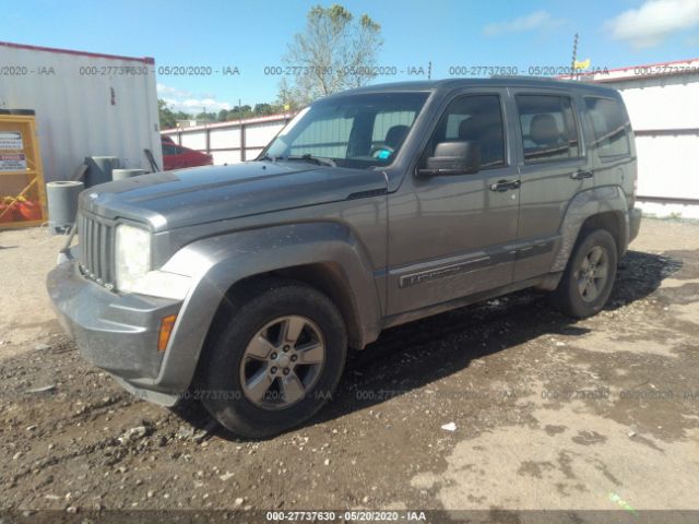 Photo 1 VIN: 1C4PJLAKXCW157405 - JEEP LIBERTY 