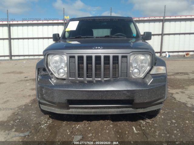 Photo 5 VIN: 1C4PJLAKXCW157405 - JEEP LIBERTY 