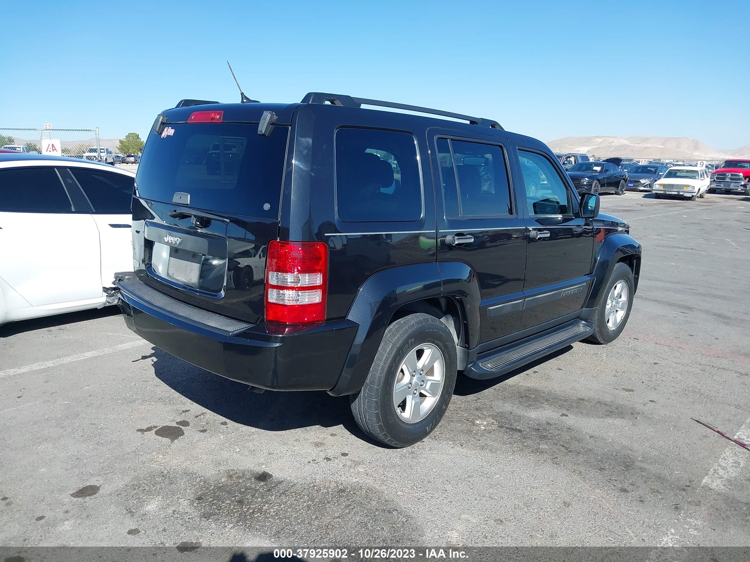 Photo 3 VIN: 1C4PJLAKXCW166721 - JEEP LIBERTY (NORTH AMERICA) 