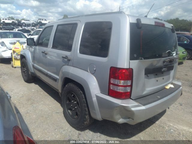 Photo 2 VIN: 1C4PJLAKXCW188301 - JEEP LIBERTY 