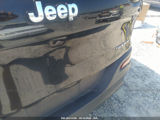 Photo 5 VIN: 1C4PJLAS3GW238204 - JEEP CHEROKEE 