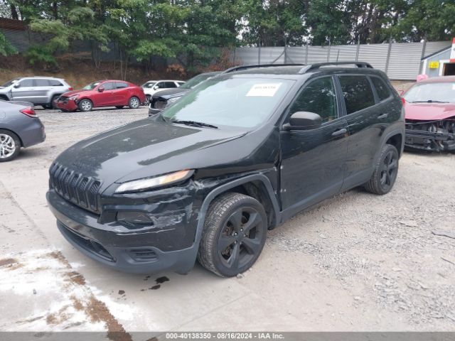 Photo 1 VIN: 1C4PJLAS3HW667196 - JEEP CHEROKEE 