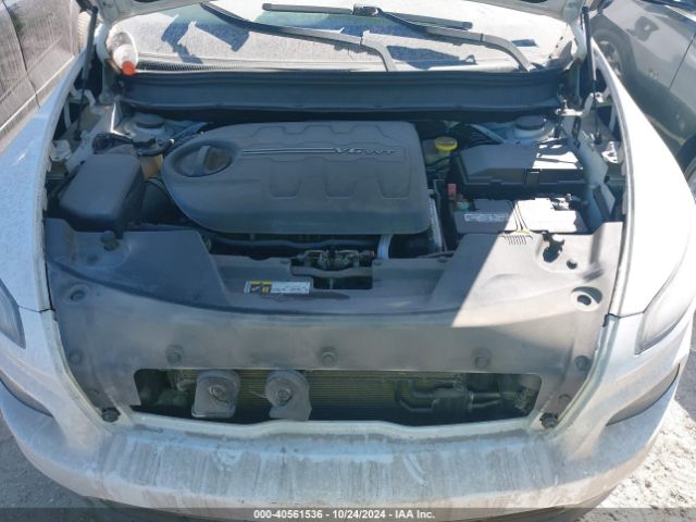 Photo 9 VIN: 1C4PJLAS8GW297510 - JEEP CHEROKEE 