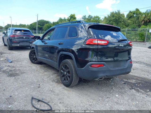 Photo 2 VIN: 1C4PJLAS9GW288489 - JEEP CHEROKEE 