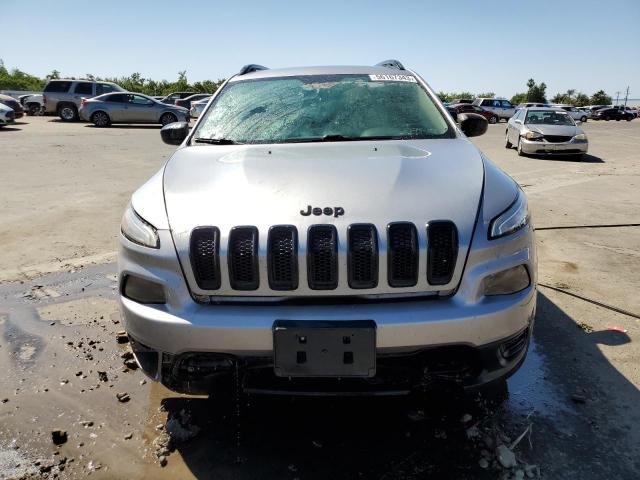 Photo 4 VIN: 1C4PJLASXHW572621 - JEEP CHEROKEE S 