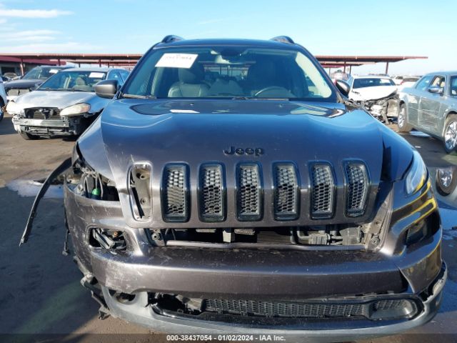 Photo 5 VIN: 1C4PJLCB0GW212124 - JEEP CHEROKEE 