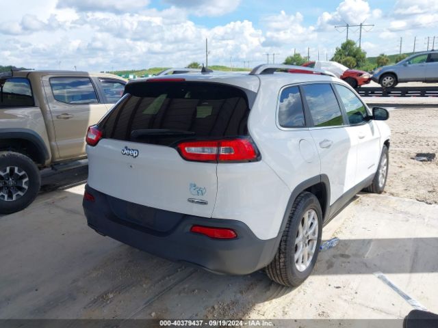 Photo 3 VIN: 1C4PJLCB0GW275580 - JEEP CHEROKEE 