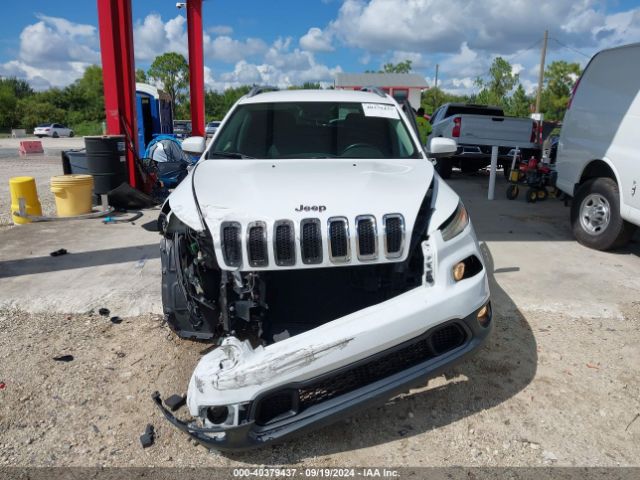 Photo 5 VIN: 1C4PJLCB0GW275580 - JEEP CHEROKEE 