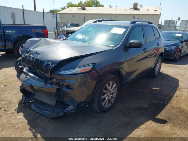 Photo 1 VIN: 1C4PJLCB0JD615345 - JEEP CHEROKEE 