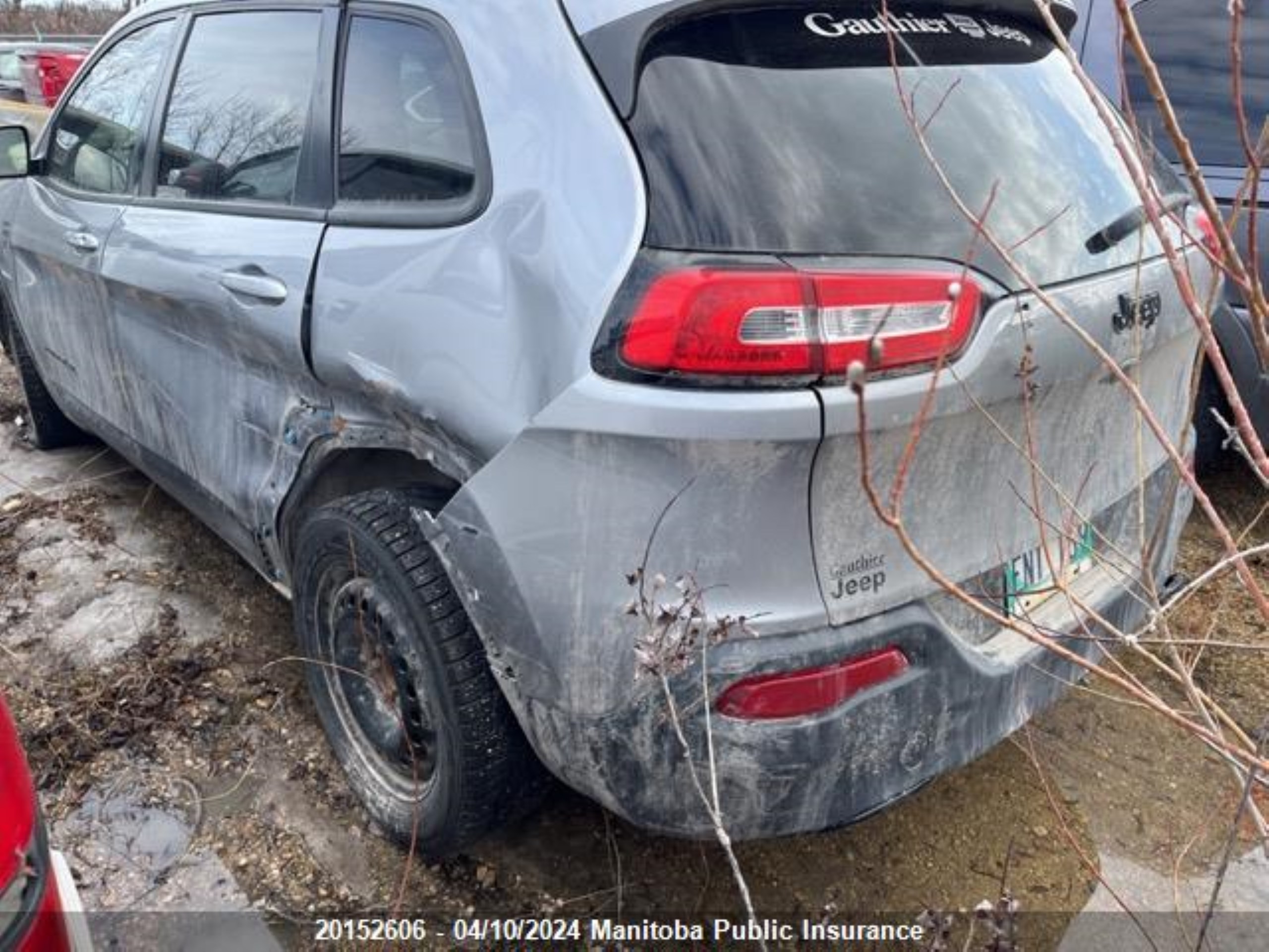 Photo 2 VIN: 1C4PJLCB1EW297066 - JEEP CHEROKEE 