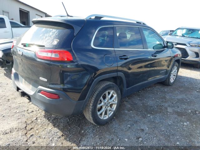 Photo 3 VIN: 1C4PJLCB1FW793678 - JEEP CHEROKEE 