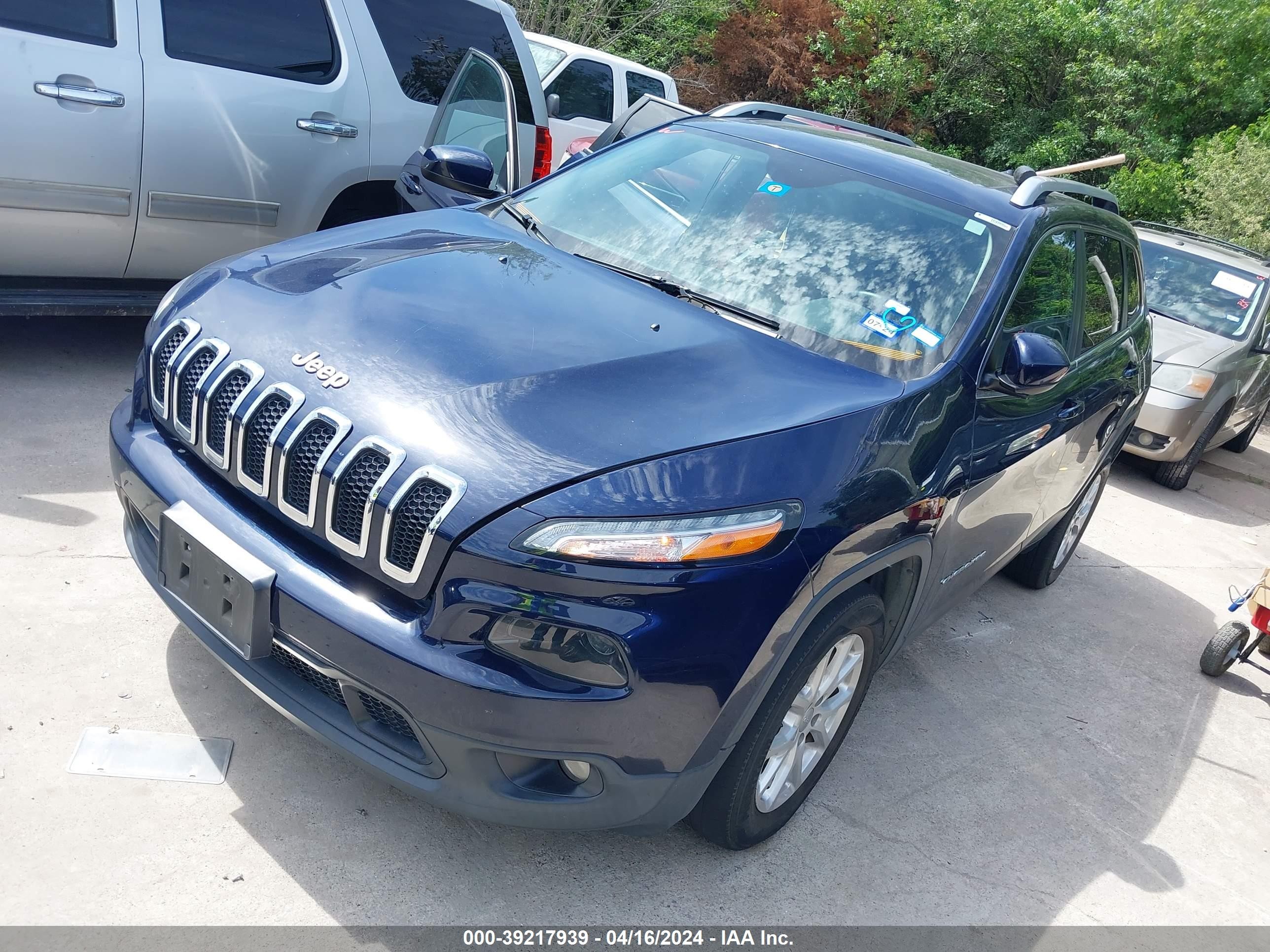 Photo 1 VIN: 1C4PJLCB1GW125669 - JEEP CHEROKEE 