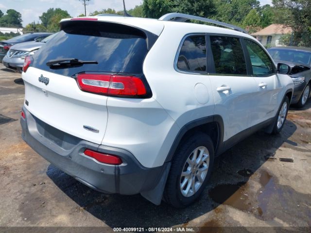 Photo 3 VIN: 1C4PJLCB1GW212651 - JEEP CHEROKEE 